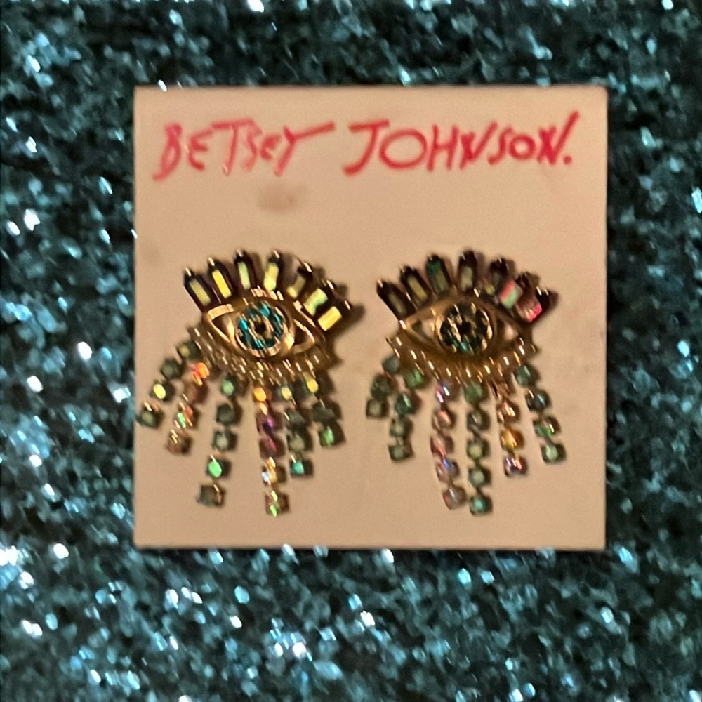Beautiful, Betsy Johnson Evil Eye 🧿 earrings.